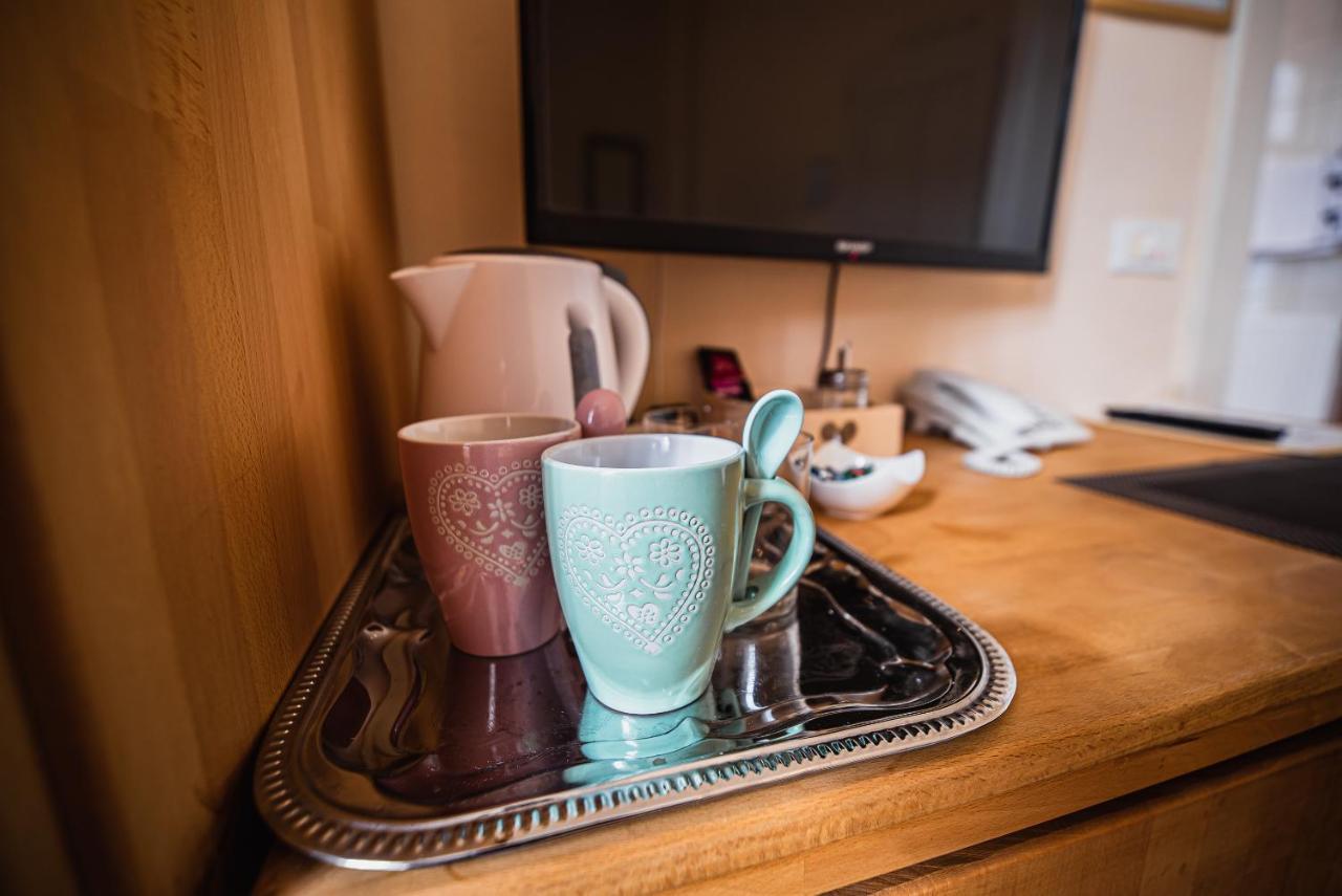 Guest House Veronika コチェーヴィエ エクステリア 写真
