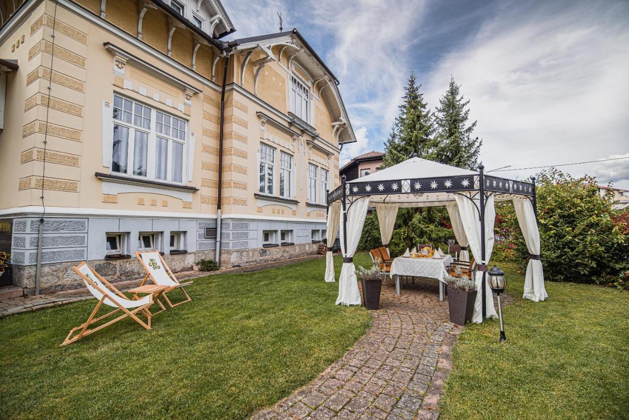 Guest House Veronika コチェーヴィエ エクステリア 写真