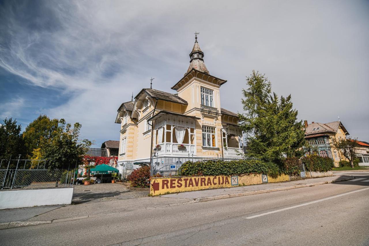 Guest House Veronika コチェーヴィエ エクステリア 写真